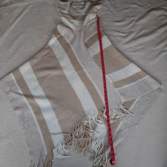 Ruby Rd. Pullover Shawl One Size - Picture 4 of 5